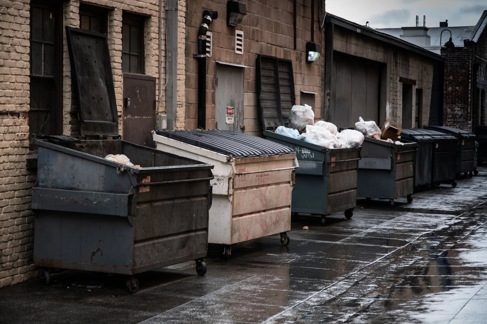 Flom Disposal Services, 5865 Kenyon Blvd: photo 3