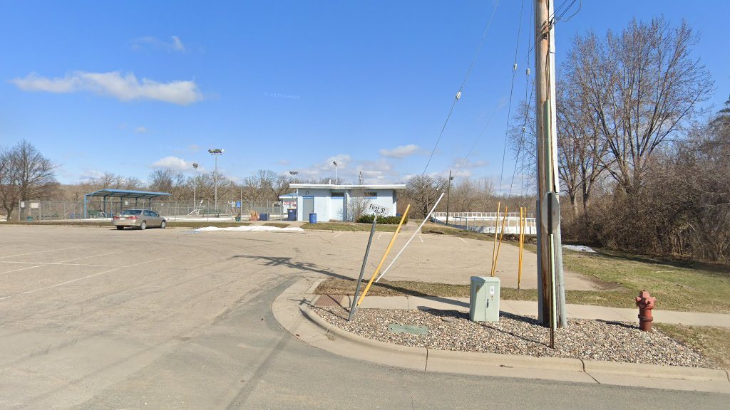 Kenyon Municipal Swimming Pool