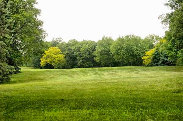 Hole 2 at Kenyon Country Club, par 4, 411 yards
