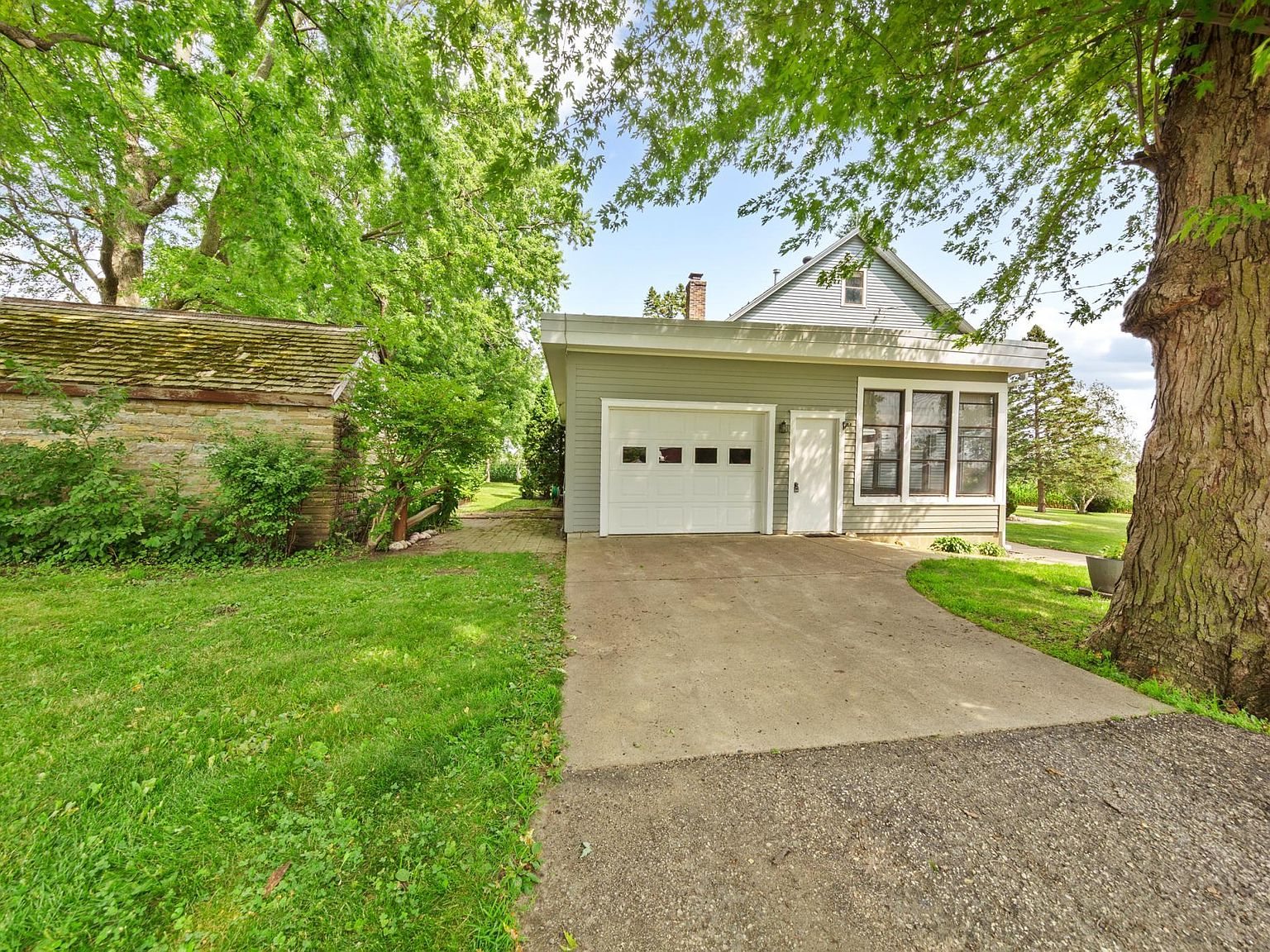 851 450th St, Kenyon, MN 55946, photo 6
