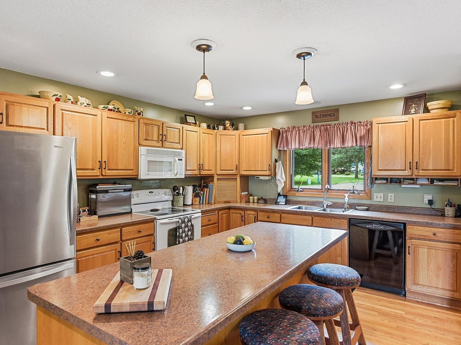 101 Anglewood Dr, Kenyon, MN 55946, photo 6